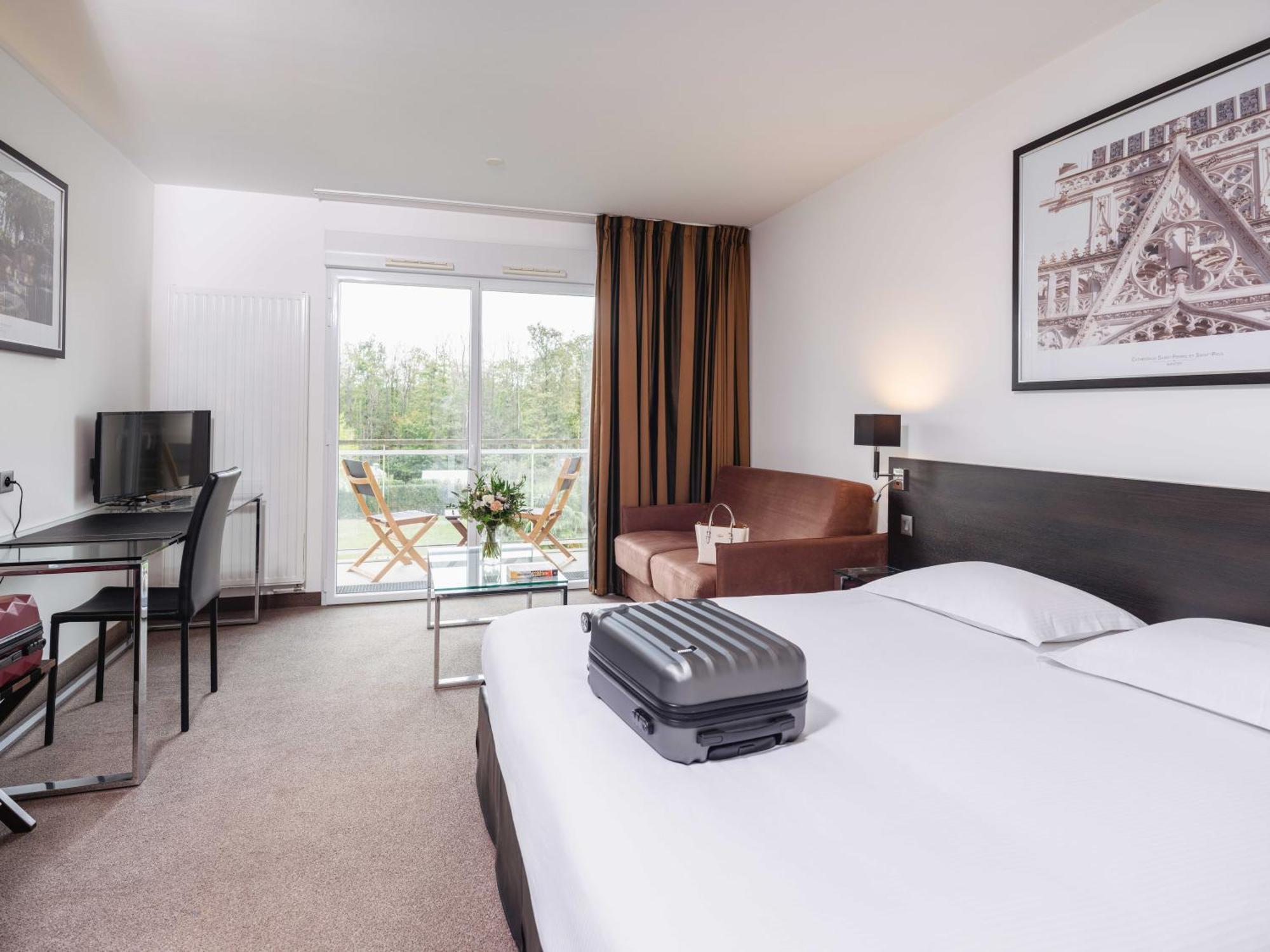 Golden Tulip Nantes Carquefou Suite Eksteriør billede