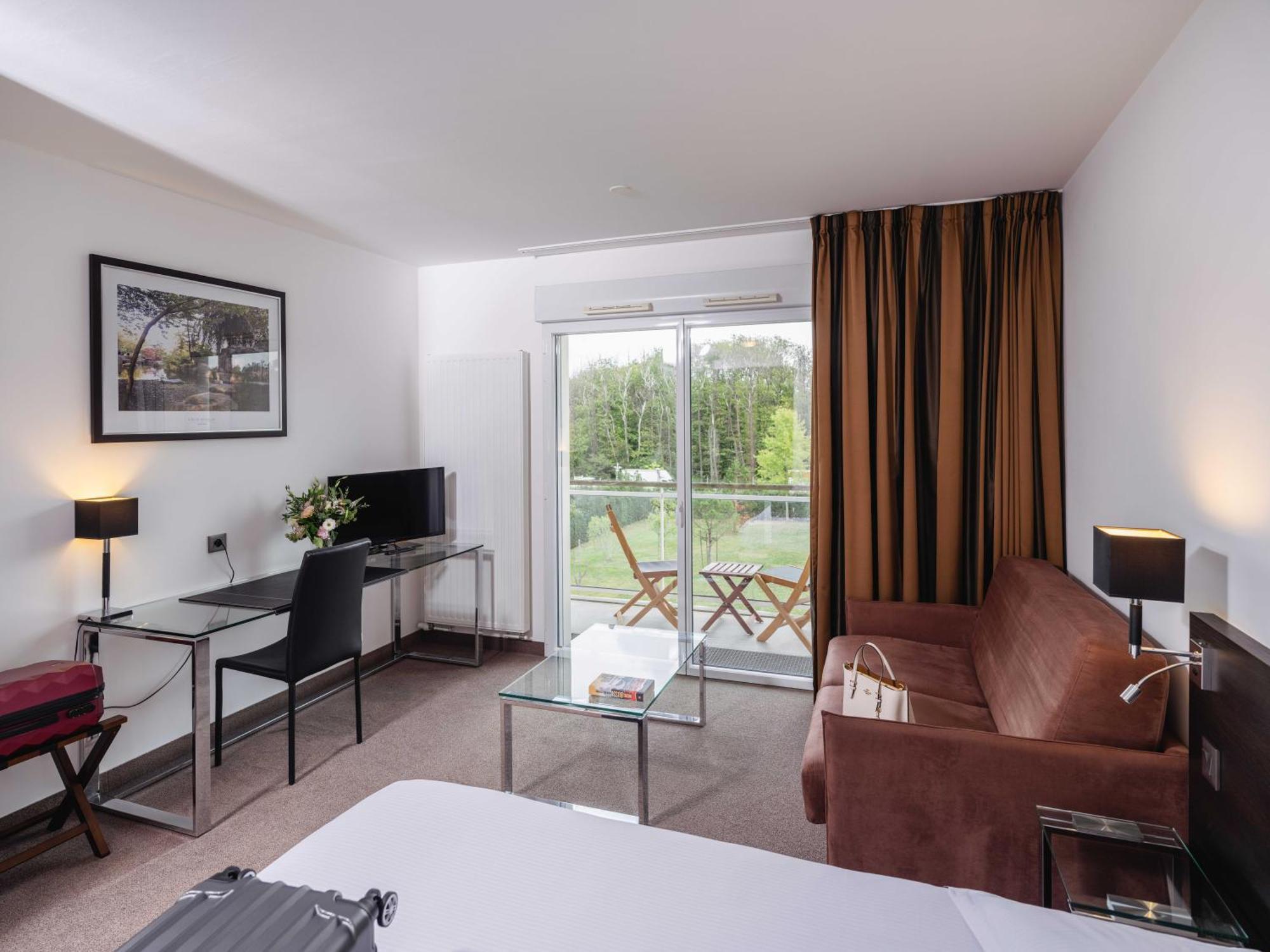 Golden Tulip Nantes Carquefou Suite Eksteriør billede